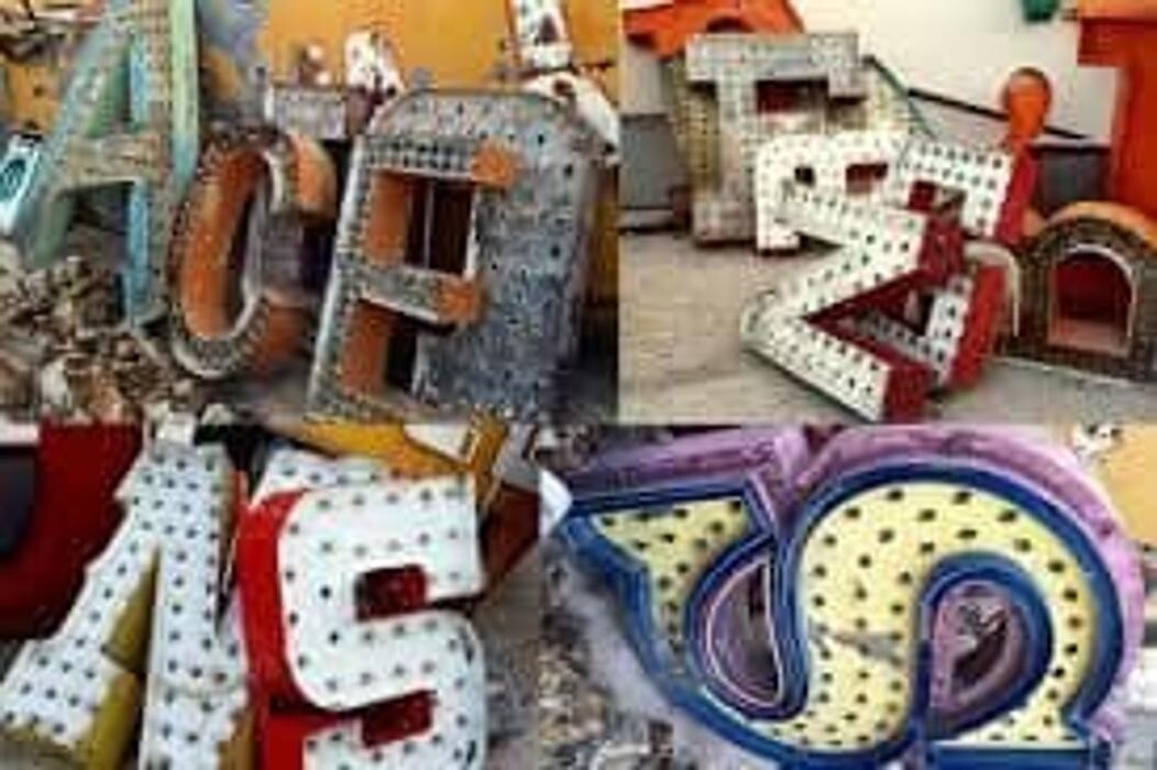 Images Fluorescent Signs Inc