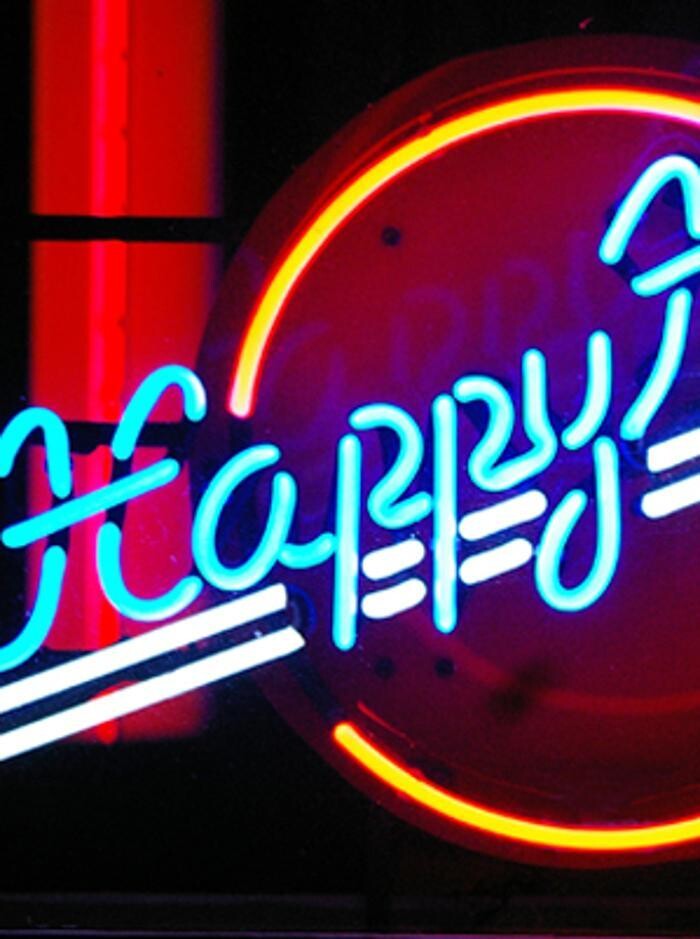 Images Fluorescent Signs Inc