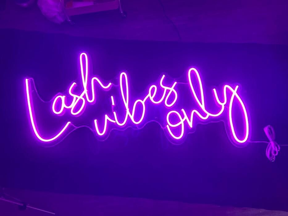 Images Fluorescent Signs Inc