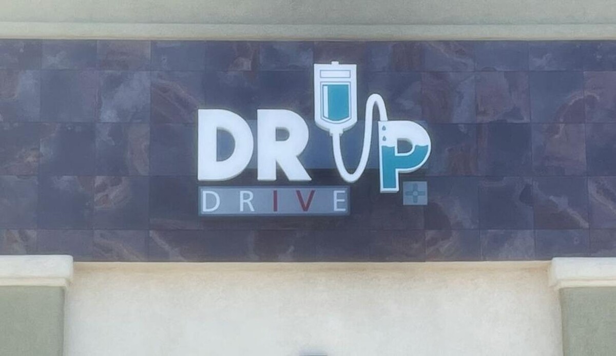 Images Fluorescent Signs Inc