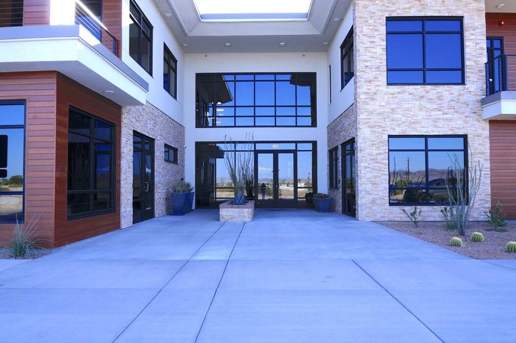 Images Luxury Living by Lori Swartz