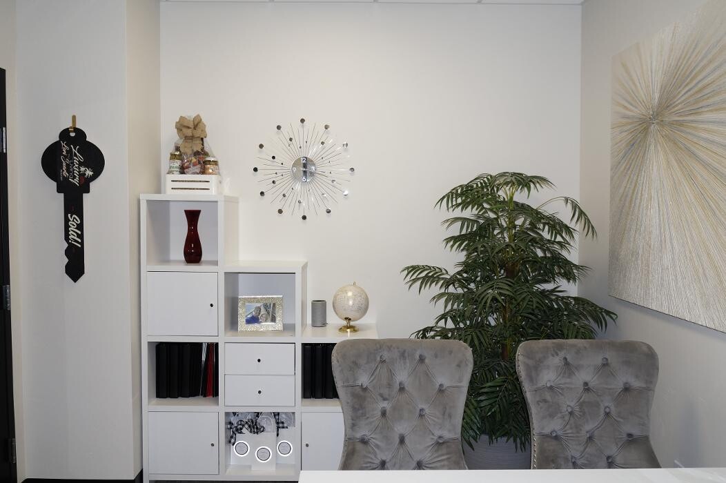 Images Luxury Living by Lori Swartz