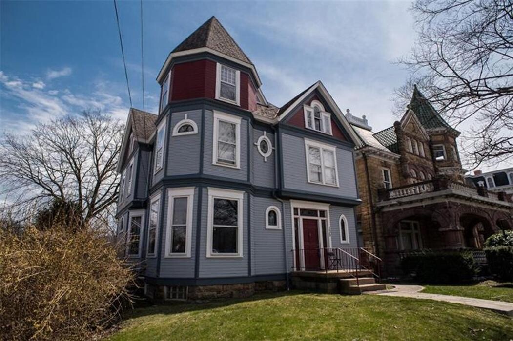 Images Oak Grove Realty LLC