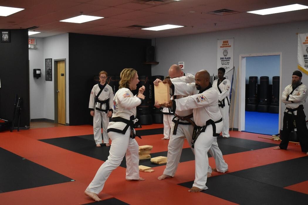 Images Evolution Karate Academy