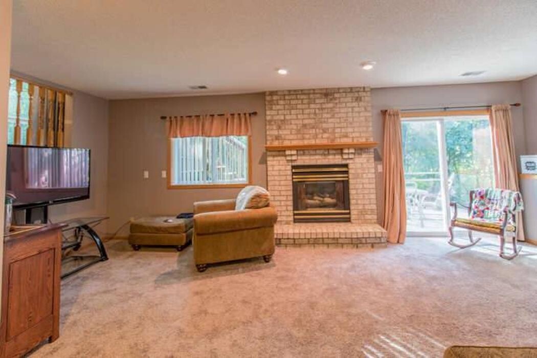 Images Kim Theis - Generations Real Estate Group