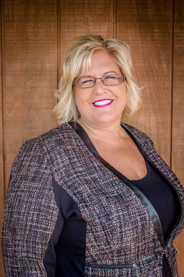 Images Kim Theis - Generations Real Estate Group