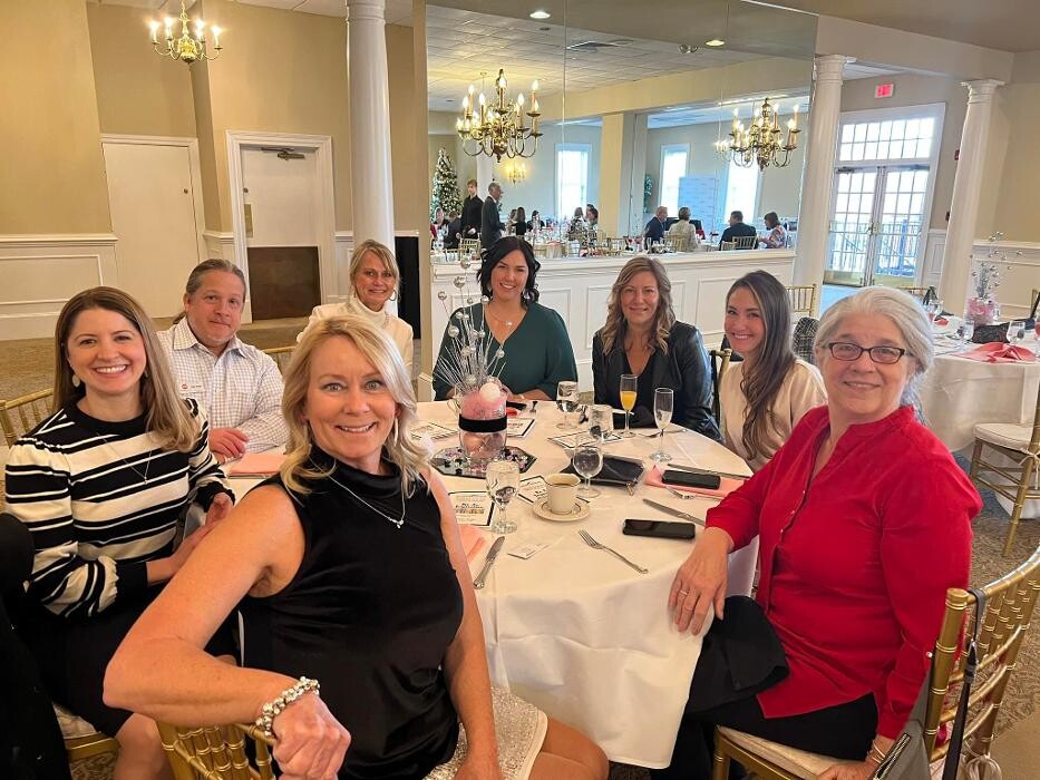 Images Dawn Arruda & Co LLC of ROSS Real Estate