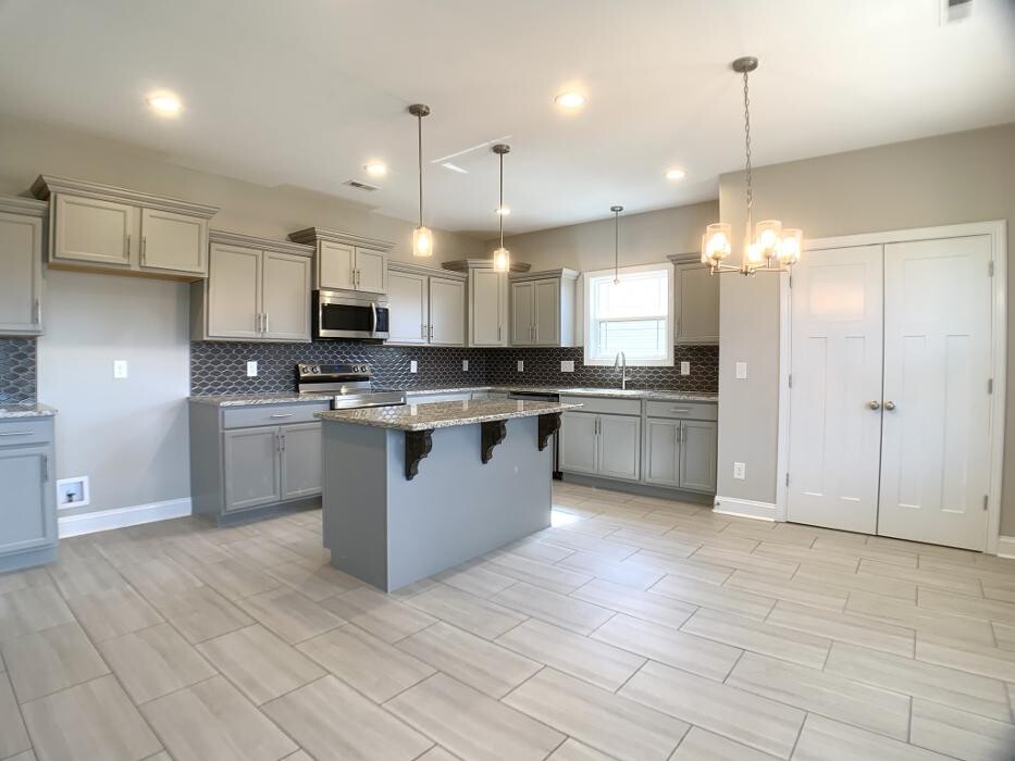 Images Horizon Realty & Management, LLC