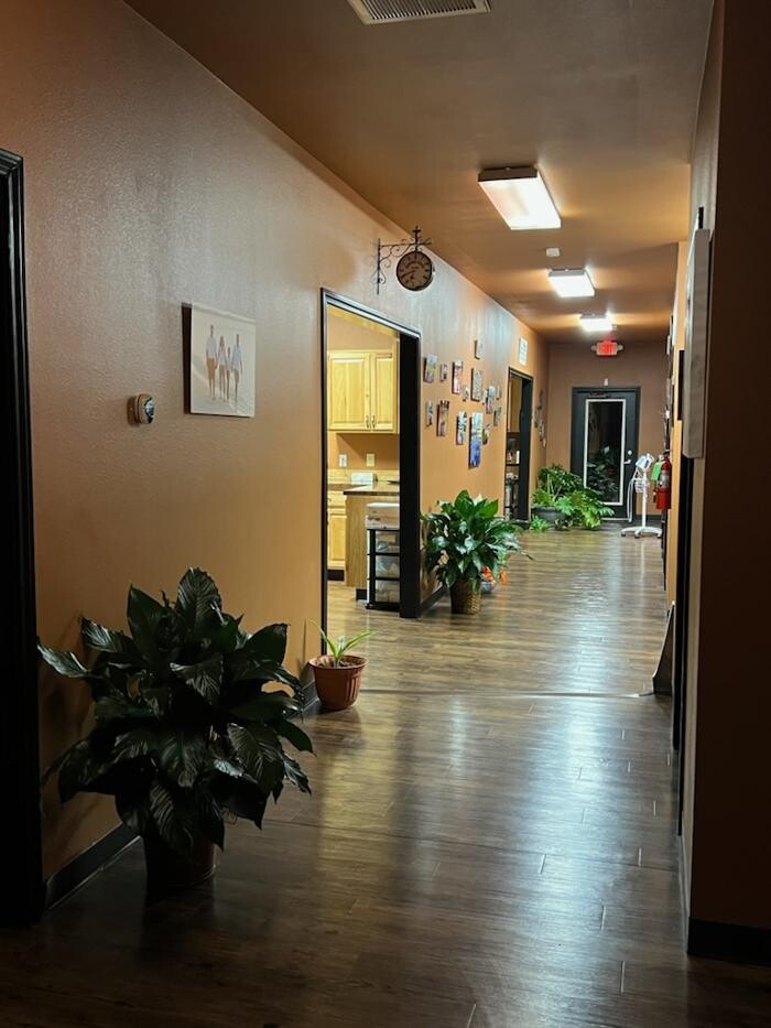 Images Tracy R. Henson-McBee, DDS, PA