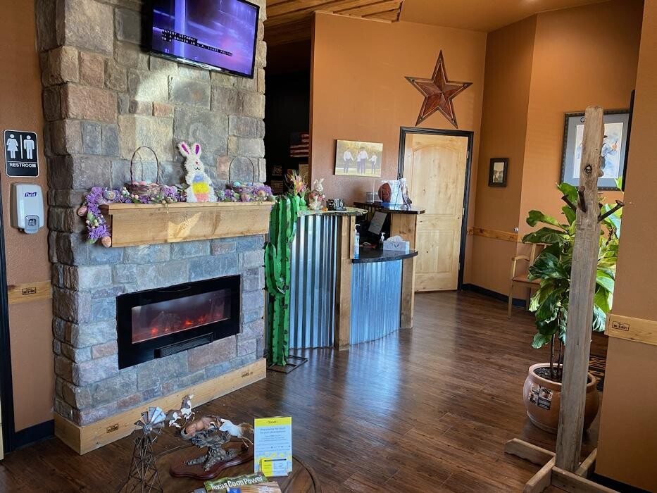 Images Tracy R. Henson-McBee, DDS, PA
