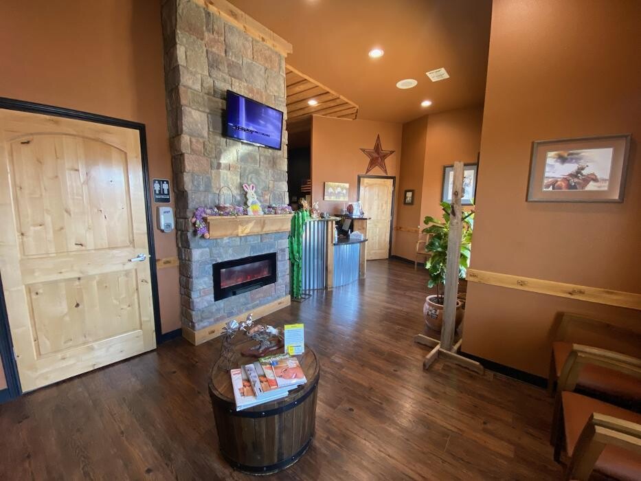 Images Tracy R. Henson-McBee, DDS, PA