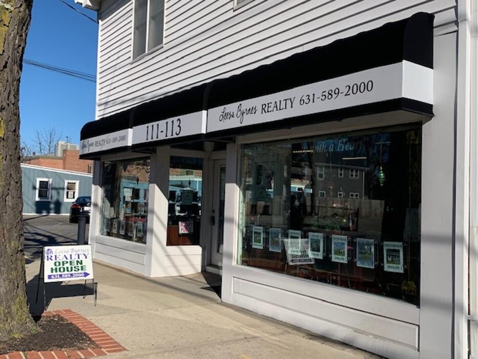 Images Leesa Byrnes Realty