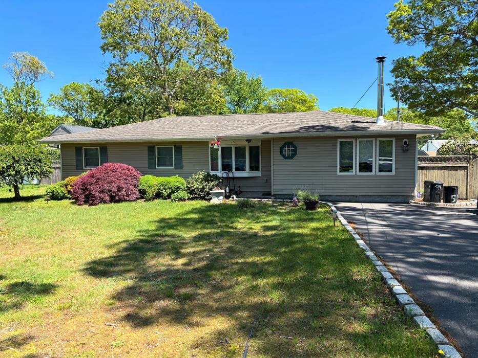 Images Leesa Byrnes Realty