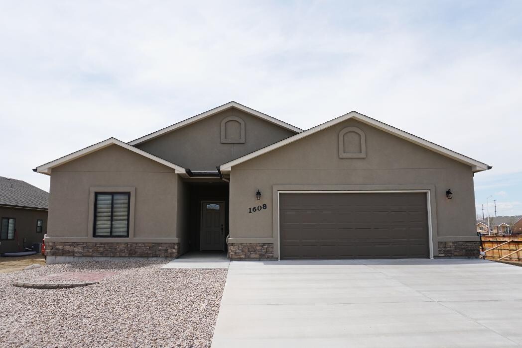 Images Eagleridge Homes Real Estate Development