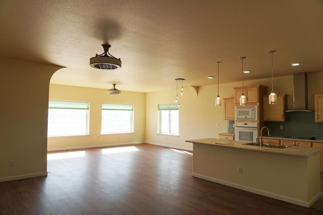 Images Eagleridge Homes Real Estate Development