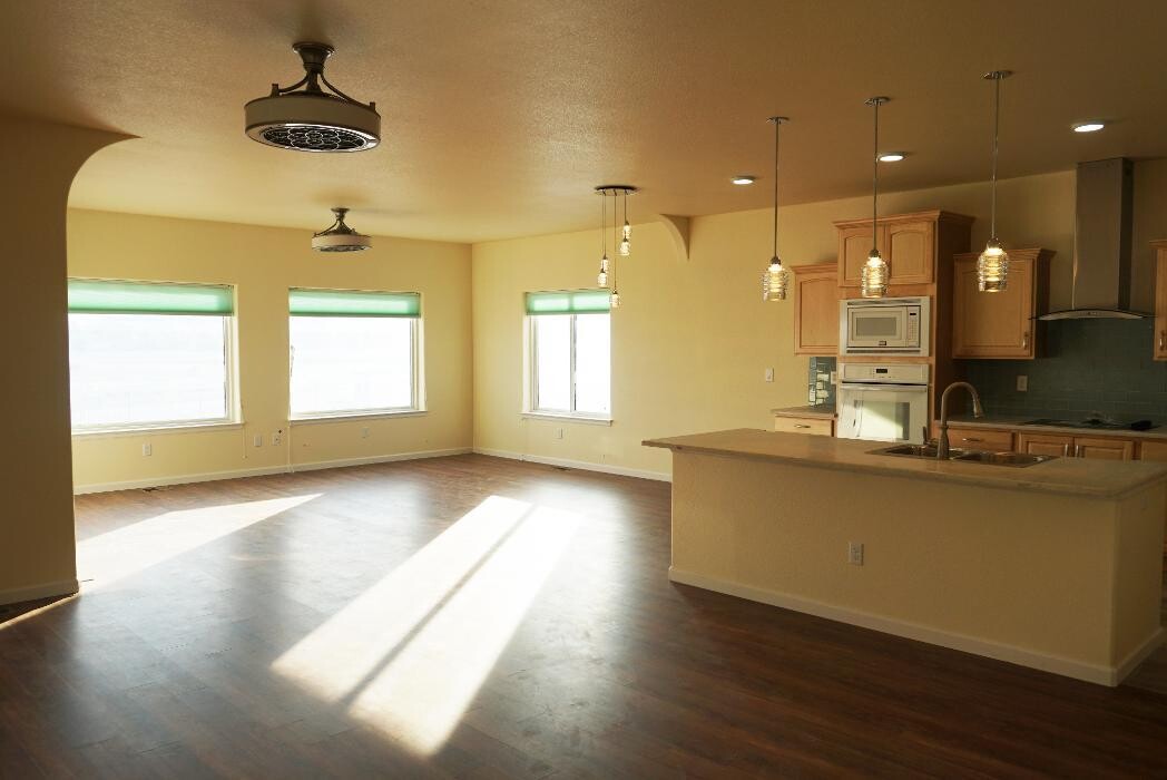 Images Eagleridge Homes Real Estate Development