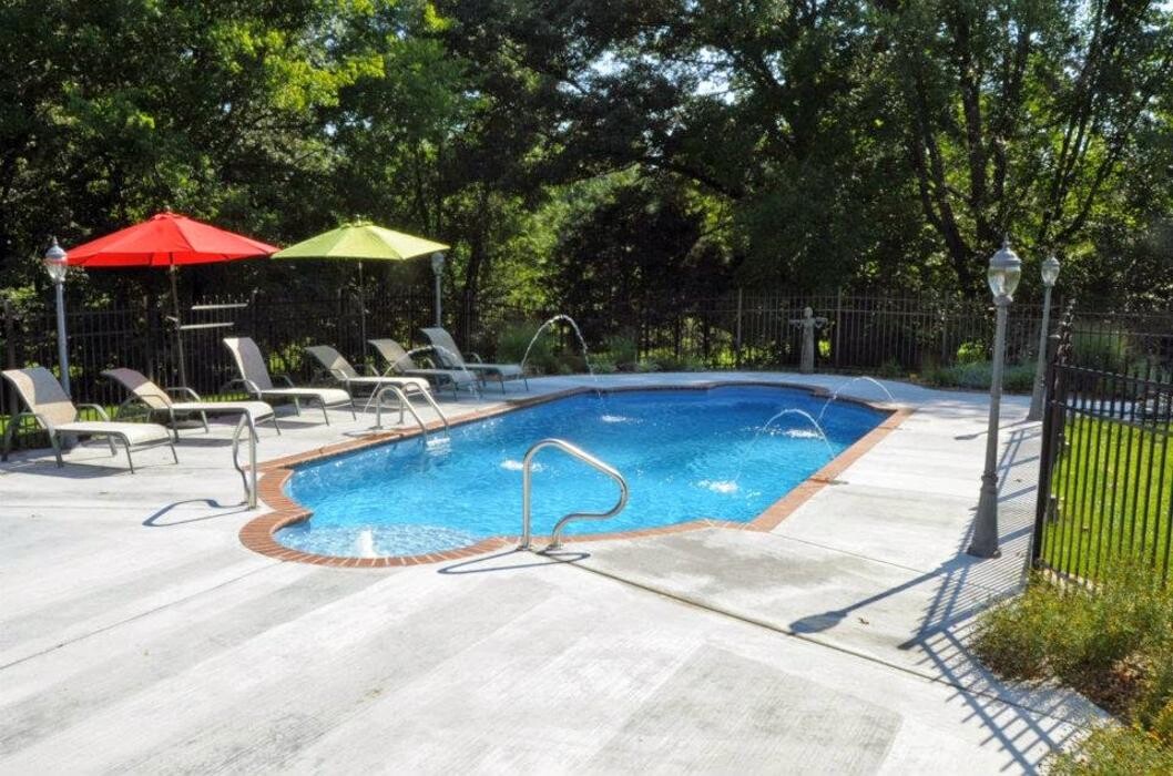 Images Hutch Pools