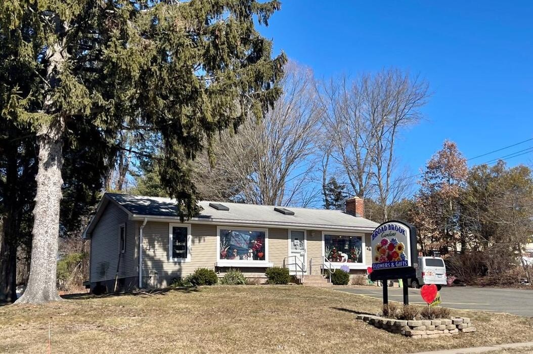 Images Broad Brook Gardens