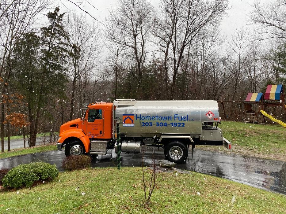 Images Hometown Fuel LLC