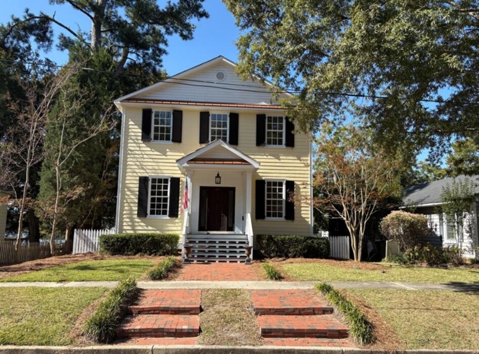 Images United Country - Respess Real Estate