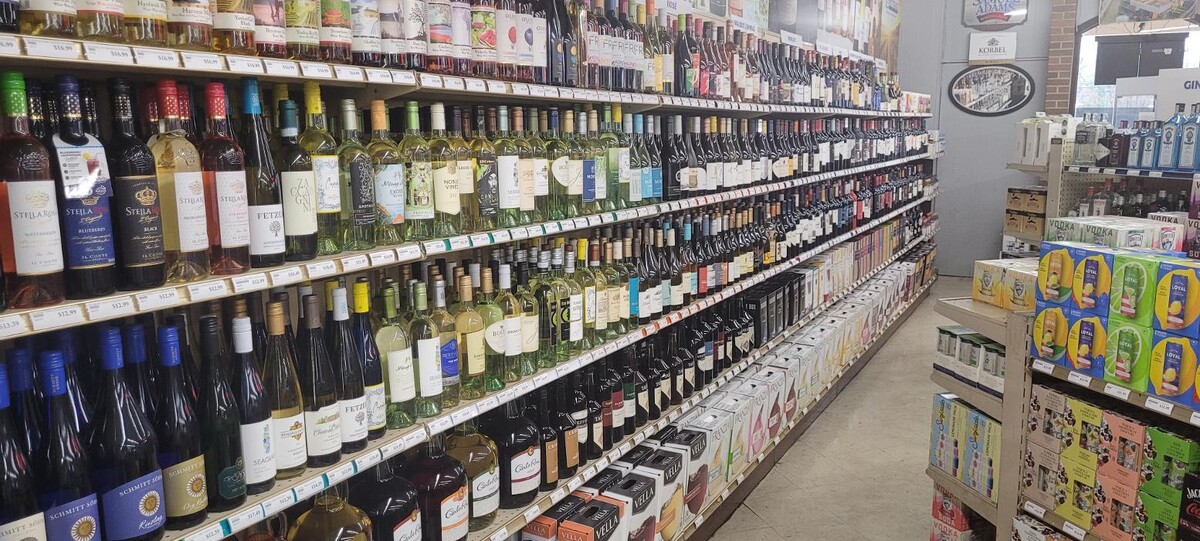 Images Southgate Liquors