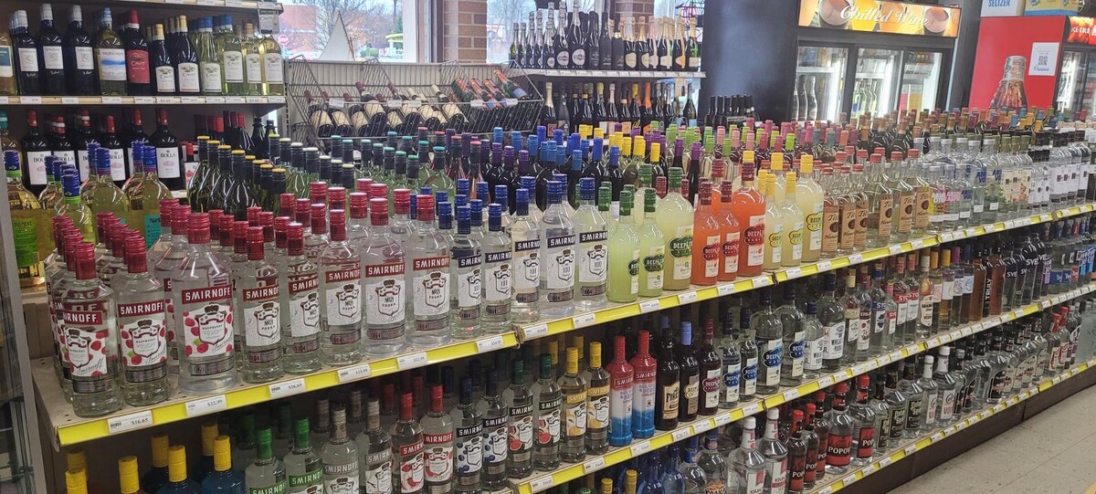 Images Southgate Liquors