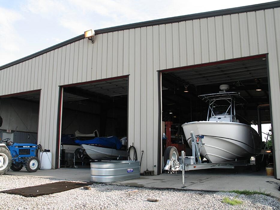 Images Dry Dock Boat Services
