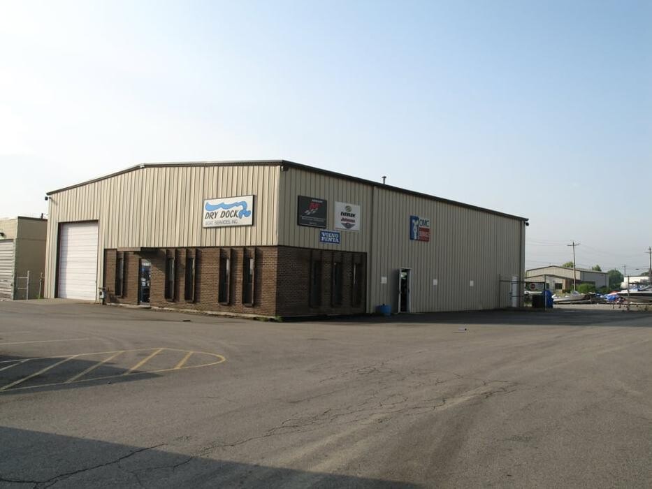 Images Dry Dock Boat Services