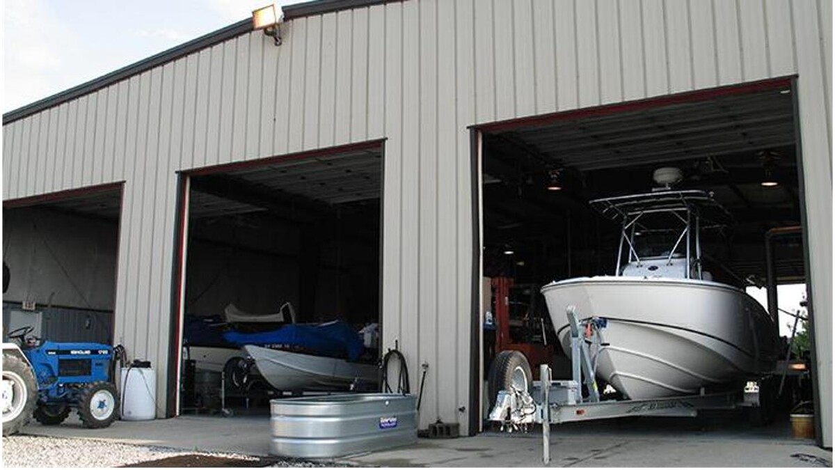Images Dry Dock Boat Services
