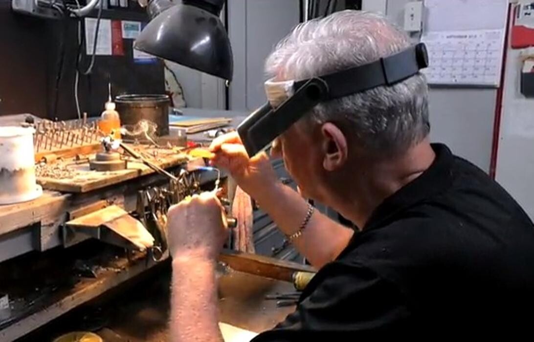 Images The Jeweler's Workshop