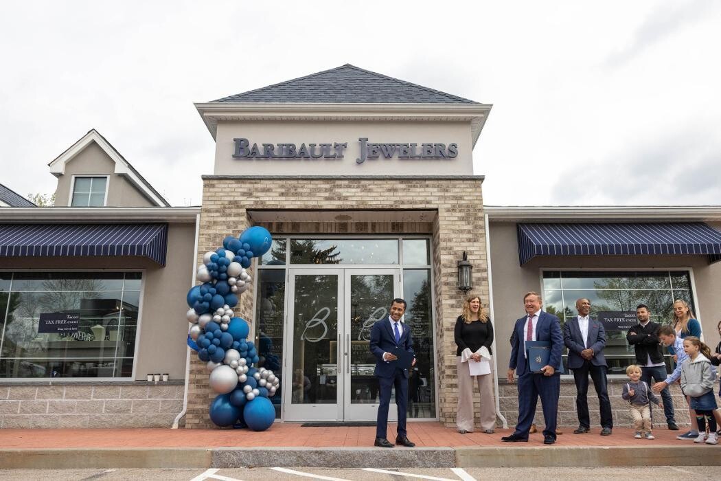 Images Baribault Jewelers