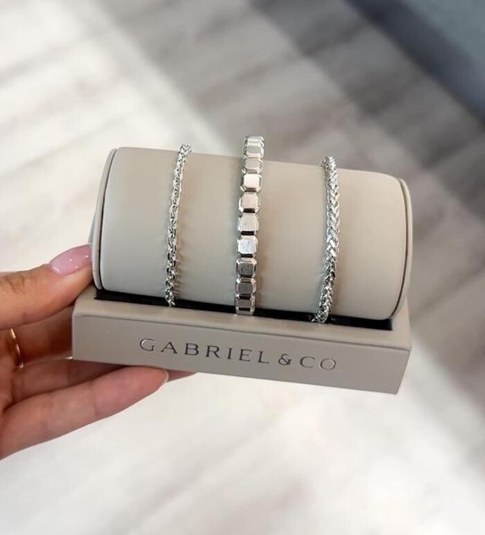 Images Baribault Jewelers