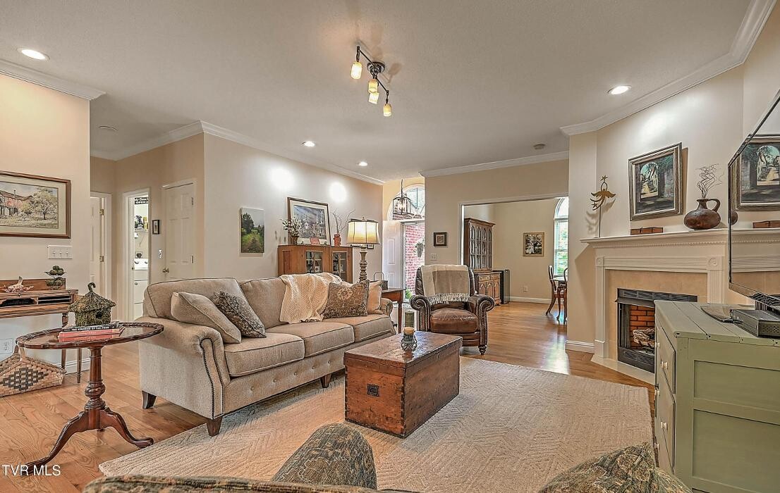 Images Century 21 Legacy - Mark Williams