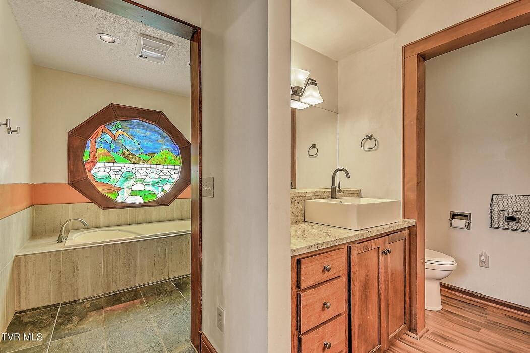 Images Century 21 Legacy - Mark Williams