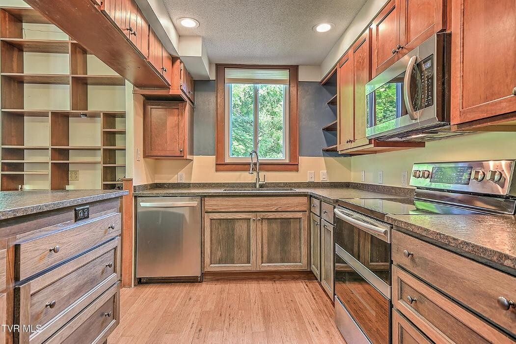 Images Century 21 Legacy - Mark Williams