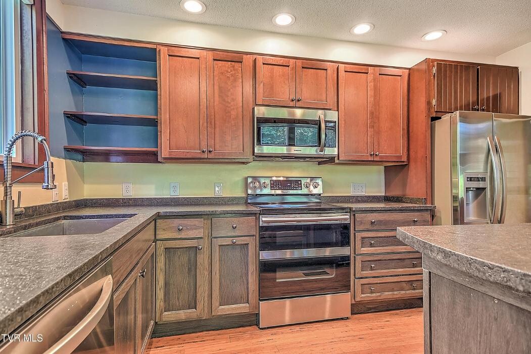 Images Century 21 Legacy - Mark Williams