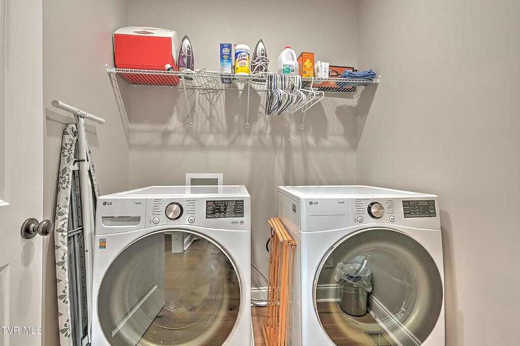 Images Century 21 Legacy - Mark Williams