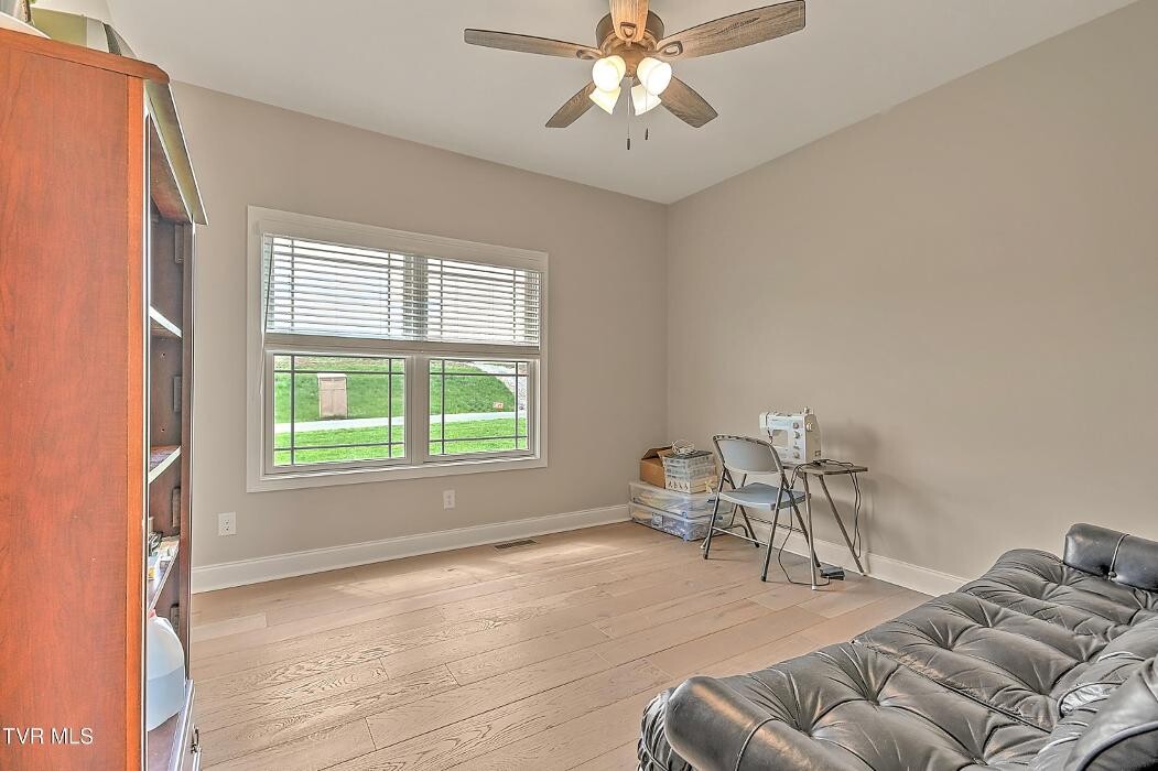 Images Century 21 Legacy - Mark Williams