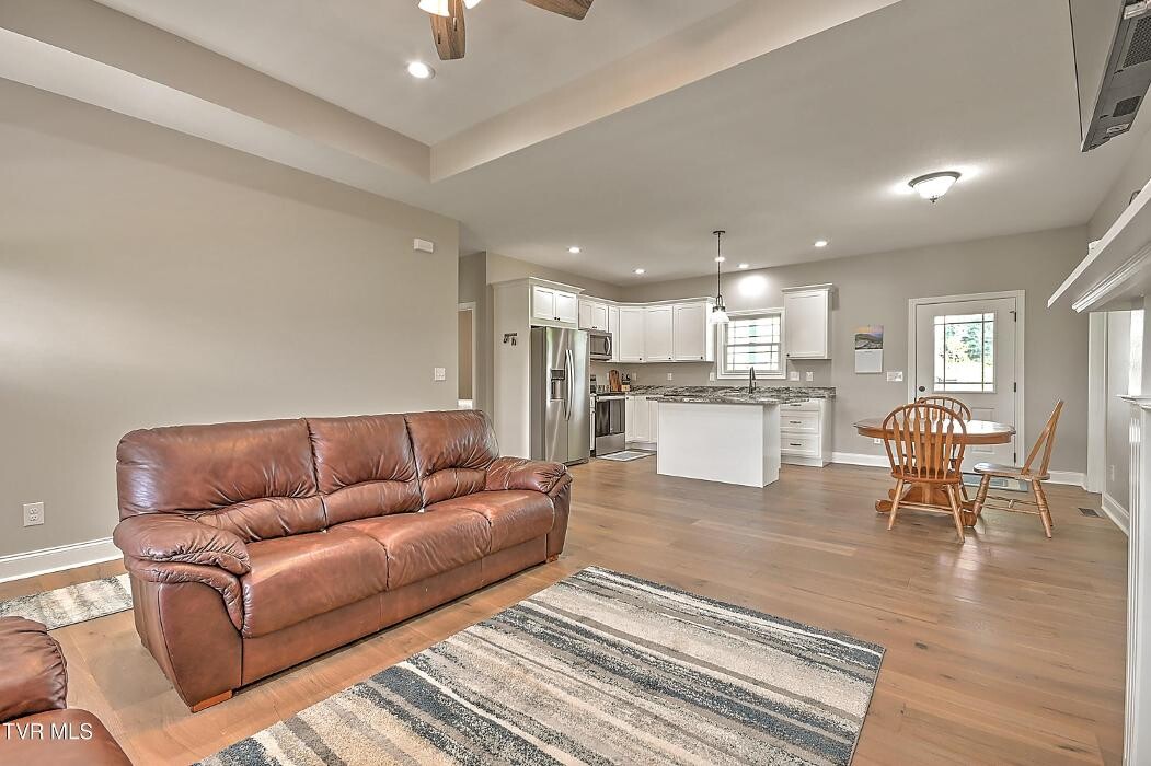 Images Century 21 Legacy - Mark Williams