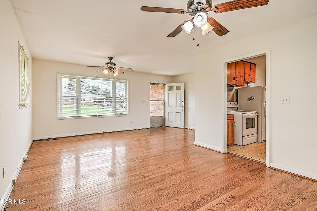 Images Century 21 Legacy - Mark Williams