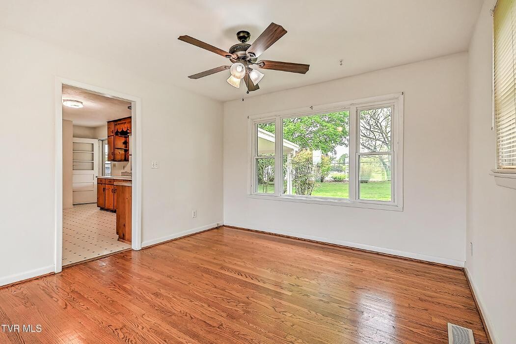 Images Century 21 Legacy - Mark Williams