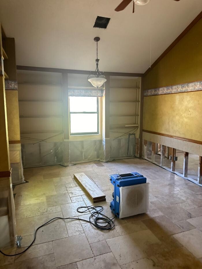 Images Water Damage Cleanup Team