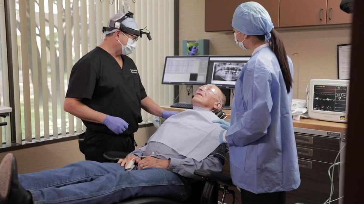 Images Live Oak Oral Surgery of Texas