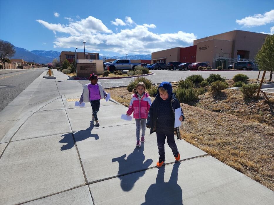 Images Montessori ONE Academy