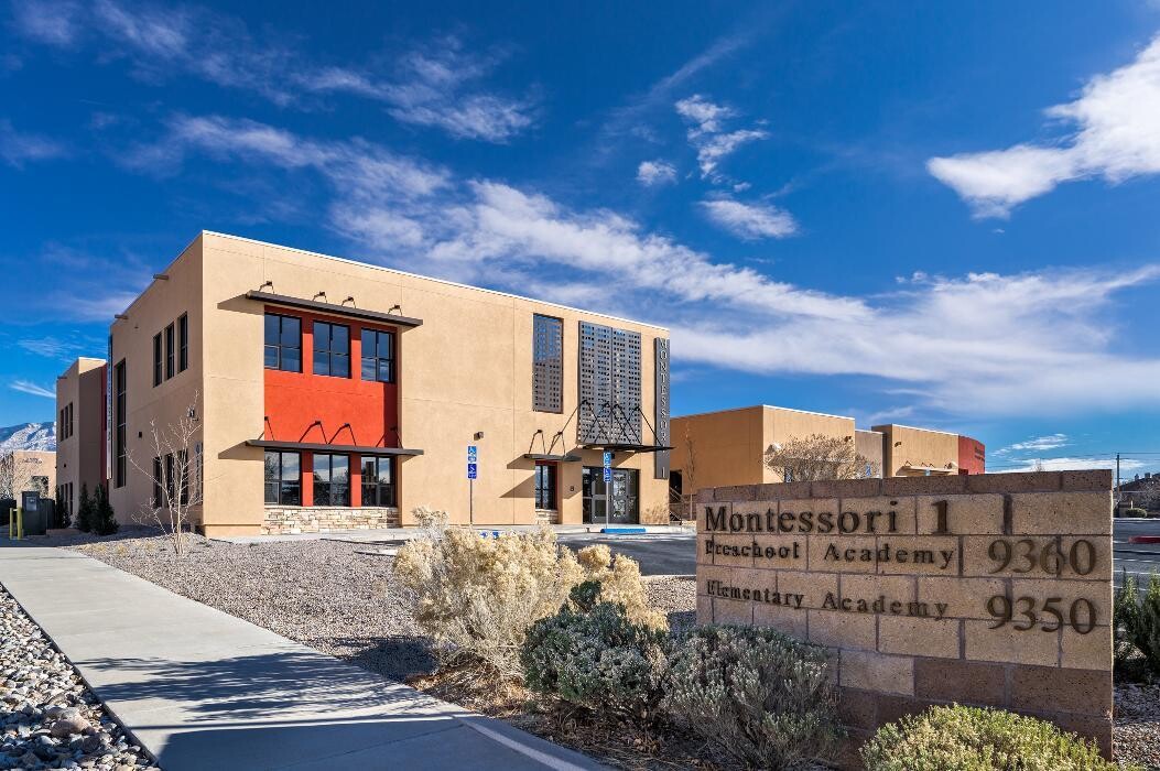 Images Montessori ONE Academy