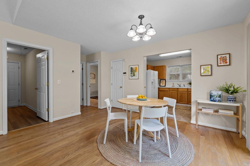 Images Logan Carter Realty