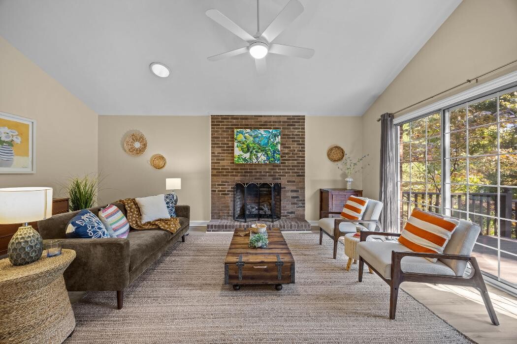 Images Logan Carter Realty