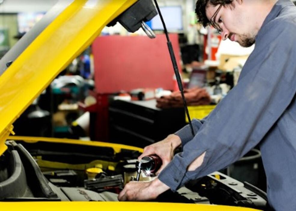 Jeff Belzer Chevrolet Service Center Logo
