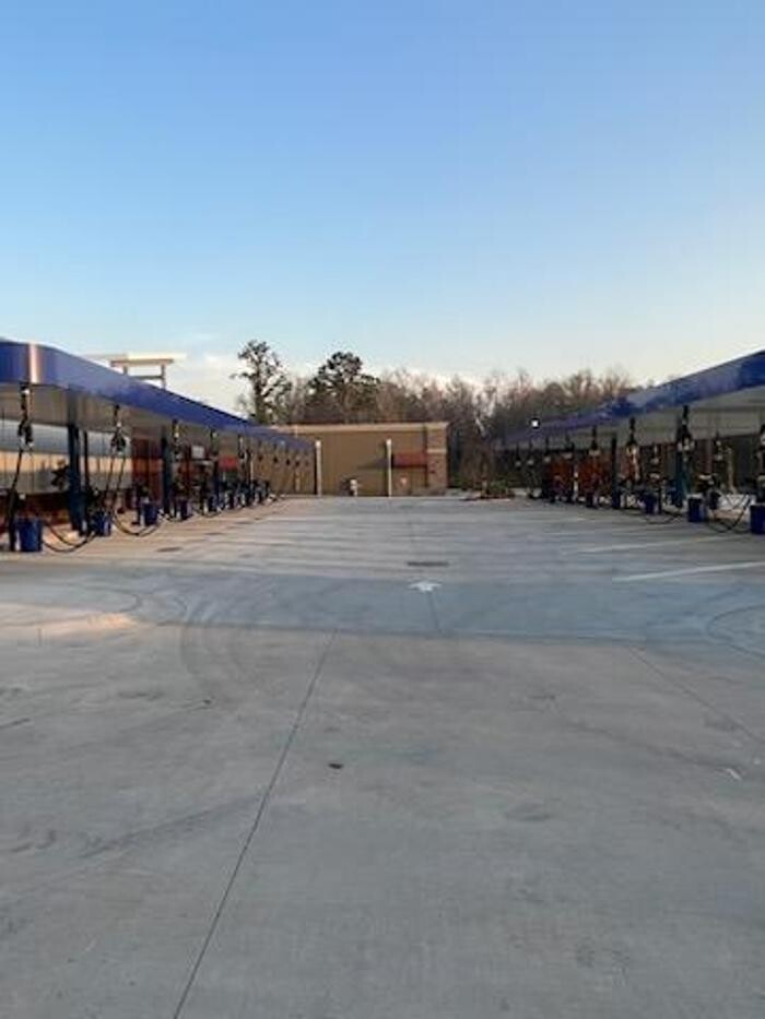 Images Time To Shine Car Wash - Plantation on St. James