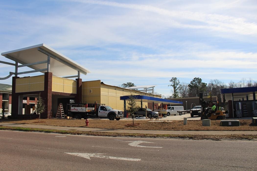 Images Time To Shine Car Wash - Plantation on St. James